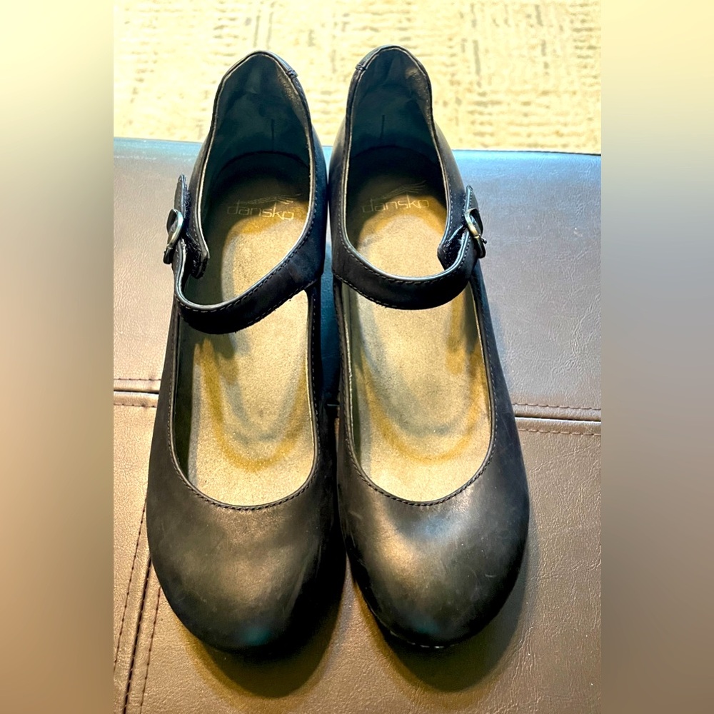 Dansko Black Mary Jane Pumps Heels Women’s Size 38 Size 7.5